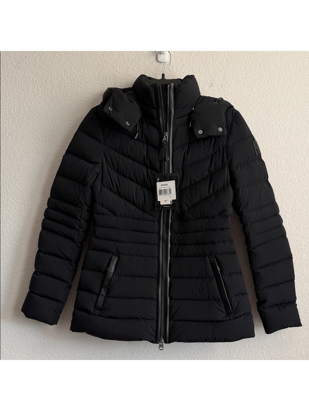 Mackage Patsy Hooded Down Coat in Black, Size S, NEW w/Tag